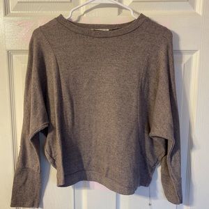 Brown/mauve colored sweater